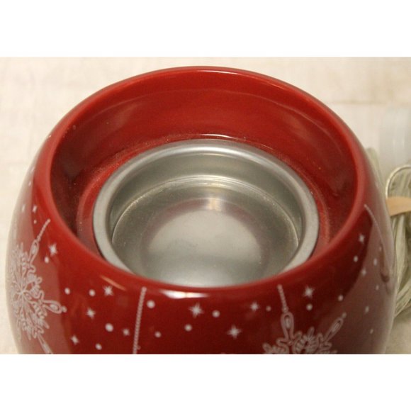 Yankee Candle Scenterpiece Tart Warmer Wax Red Snowflakes Barrel Round Electric - Picture 6 of 9